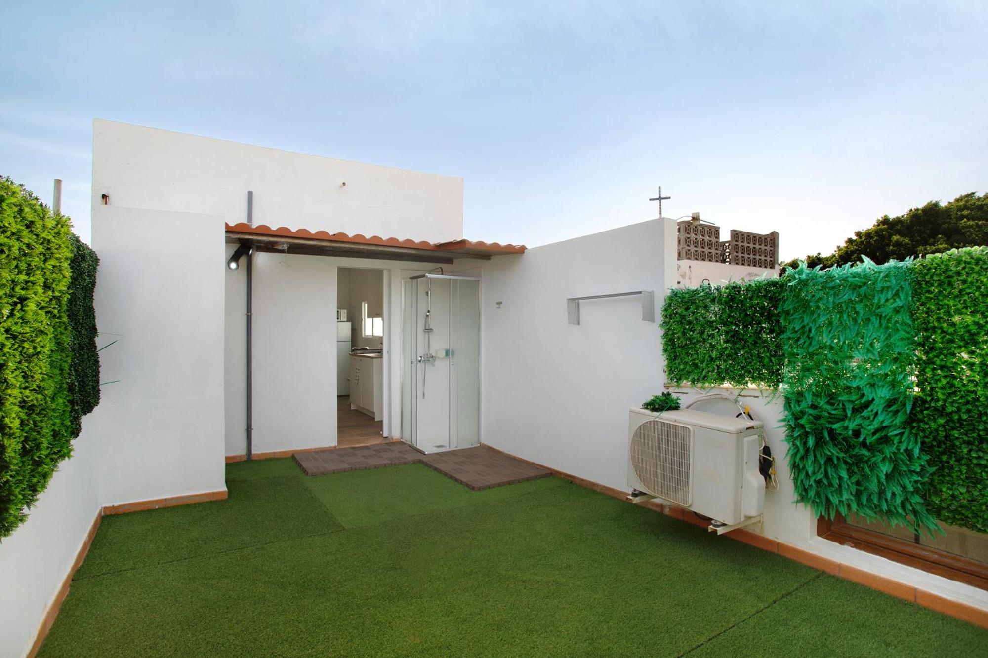 Casa Plaza San Nicolas De Bari Sardina Luaran gambar